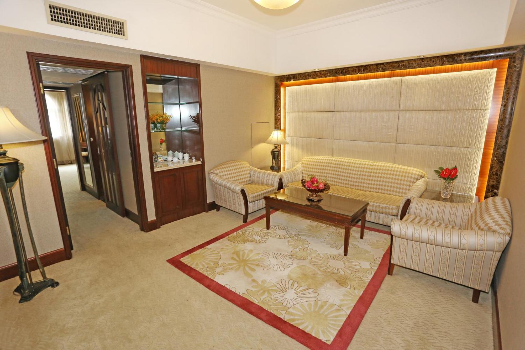 Grand Palace Hotel - Grand Hotel Management Group Guangzhou Exterior foto